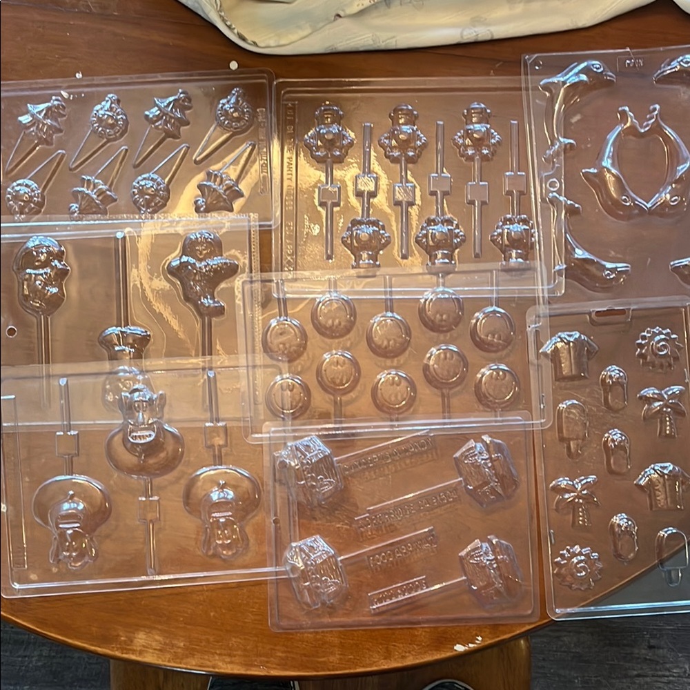 8 assorted chocolate molds